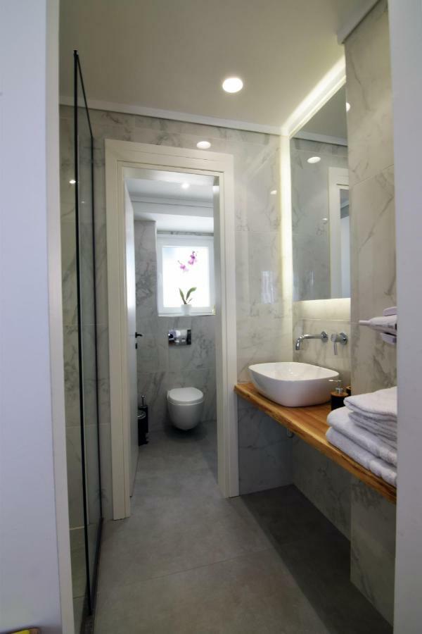 Grey Studios By Skg Apartments Thessaloniki Exterior photo